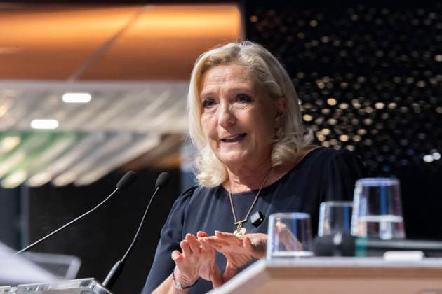 Paris, France September 28, 2026 - Le Grand Oral at the Paris Construction Show, where candidates for the 2027 French presidential election present their proposals regarding the construction and housing sectors. BATIMAT is an international trade fair for building and construction professionals. This year s edition takes place from September 28 to October 1 - Marine Le Pen POLITIQUE, BATIMAT, SECTEUR DE LA CONSTRUCTION, ECONOMIE, BTP  Copyright: xVincentxIsorex