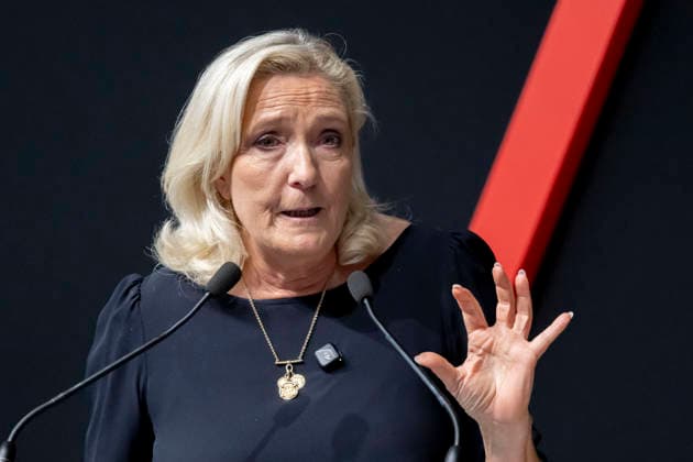 Paris, France September 28, 2026 - Le Grand Oral at the Paris Construction Show, where candidates for the 2027 French presidential election present their proposals regarding the construction and housing sectors. BATIMAT is an international trade fair for building and construction professionals. This year s edition takes place from September 28 to October 1 - Marine Le Pen POLITIQUE, BATIMAT, SECTEUR DE LA CONSTRUCTION, ECONOMIE, BTP  Copyright: xVincentxIsorex