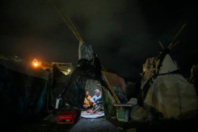 Rain Affects the Beach Settlements at El Trampolín in Ceuta; Migrants Spend the Night on the Beaches of El Trampolín and Benítez, September 28, 2026, in Ceuta, Spain. Around 3,000 migrants remain in makeshift settlements on Ceuta’s beaches following the mass influx recorded in late July. Continuous rains are flooding the ground and damaging the shacks built from reeds, plastic, cardboard, and sheets on El Trampolín Beach. SEPTEMBER 28, 2026, Ceuta, Spain Copyright: xMarcosxMorenox 7806879