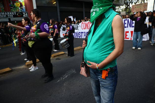 Santiago, September 28, 2026 The 8M Feminist Coordinating Committee is calling for a national Panuelazo on the global day of action for legal abortion. Dragomir Yankovic, Aton Chile, Santiago, Chile. Aton 1195066  Copyright: DRAGOMIRxYANKOVIC ATONxCHILE