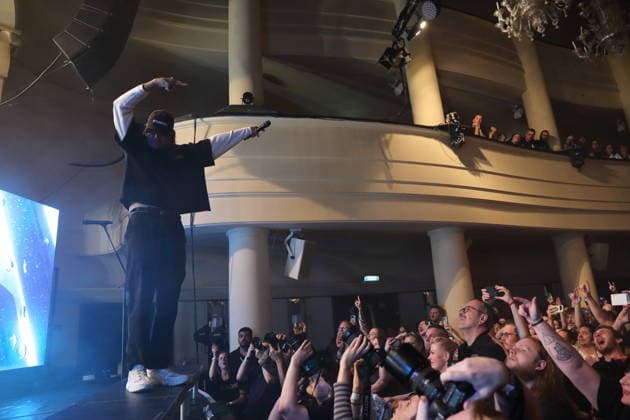 Joel Birch von der Band The Amity Affliction bei einem Konzert im Metropol in Berlin, 28. September 2026. The Amity Affliction Konzert Berlin