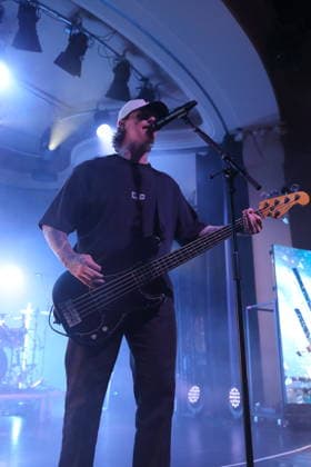 Jonathan Reeves von der Band The Amity Affliction bei einem Konzert im Metropol in Berlin, 28. September 2026. The Amity Affliction Konzert Berlin