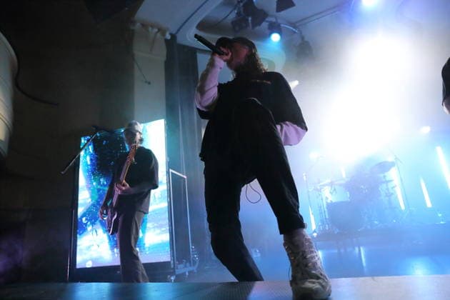 Jonathan Reeves und Joel Birch, v.l., von der Band The Amity Affliction bei einem Konzert im Metropol in Berlin, 28. September 2026. The Amity Affliction Konzert Berlin