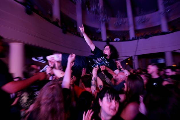 Fans von der Band The Amity Affliction bei einem Konzert im Metropol in Berlin, 28. September 2026. The Amity Affliction Konzert Berlin