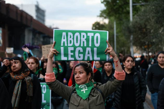 September 28, 2026, Santiago, Chile: Various feminist groups take part in a march in Santiago, Chile, as part of the Global Day of Action for Legal and Safe Abortion. Santiago Chile  - ZUMAu105 20260928_zip_u105_011 Copyright: xManuelxUrzuax