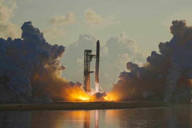 SpaceX s next-generation Starship successfully launched atop the new Super Heavy V3 booster, from Starbase in Boca Chica, Texas, Monday, September 28, 2026. Starship completed its first orbital mission where it delivered Starlink V3 satellites to space for the first time.  WAX2026092803 SPACEX