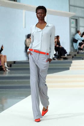 PFW - Julie Kegels Runway A model walks the runway during the Julie Kegels Womenswear Spring Summer 2027 show as part of Paris Fashion Week on September 28, 2026 in Paris, France. Photo by Alain-Gil Gonzalez ABACAPRESS.COM Paris France  Copyright: xGonzalezxAlain-Gil ABACAx