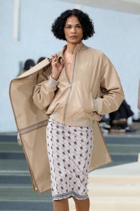 PFW - Julie Kegels Runway A model walks the runway during the Julie Kegels Womenswear Spring Summer 2027 show as part of Paris Fashion Week on September 28, 2026 in Paris, France. Photo by Alain-Gil Gonzalez ABACAPRESS.COM Paris France  Copyright: xGonzalezxAlain-Gil ABACAx