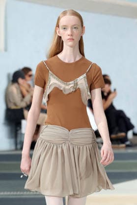 PFW - Julie Kegels Runway A model walks the runway during the Julie Kegels Womenswear Spring Summer 2027 show as part of Paris Fashion Week on September 28, 2026 in Paris, France. Photo by Alain-Gil Gonzalez ABACAPRESS.COM Paris France  Copyright: xGonzalezxAlain-Gil ABACAx