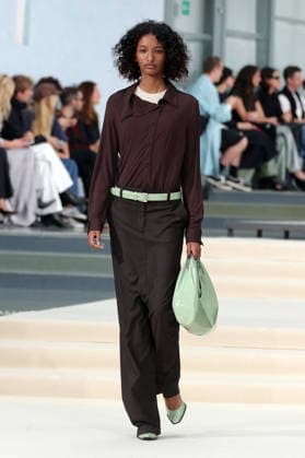 PFW - Julie Kegels Runway A model walks the runway during the Julie Kegels Womenswear Spring Summer 2027 show as part of Paris Fashion Week on September 28, 2026 in Paris, France. Photo by Alain-Gil Gonzalez ABACAPRESS.COM Paris France  Copyright: xGonzalezxAlain-Gil ABACAx