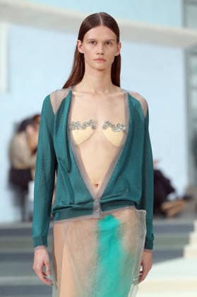 PFW - Julie Kegels Runway A model walks the runway during the Julie Kegels Womenswear Spring Summer 2027 show as part of Paris Fashion Week on September 28, 2026 in Paris, France. Photo by Alain-Gil Gonzalez ABACAPRESS.COM Paris France  Copyright: xGonzalezxAlain-Gil ABACAx