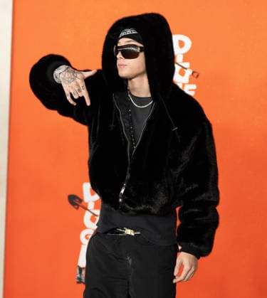 Los Angeles Premiere Of Warner Bros. Pictures Digger US rapper Nettspend arrives on the red carpet premiere of Digger at the Directors Village in Westwood California on Sep. 28, 2026. Connor Terry ImageSPACE Westwood The Directors Village California United States Copyright: xConnorxTerry imageSPACEx