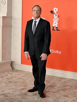 September 28, 2026, Westwood, California, USA: American actor JOHN GOODMAN, 74, attends the Los Angeles Premiere Of Warner Bros. Pictures Digger red carpet. Westwood USA  - ZUMAb173 20260928_aap_b173_027 Copyright: xBillyxBennightx