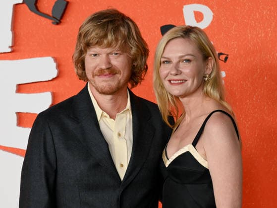 September 28, 2026, Westwood, California, USA: American actor JESSE PLEMONS and American actress and singer KIRSTEN DUNST attend the Los Angeles Premiere Of Warner Bros. Pictures Digger red carpet. Westwood USA  - ZUMAb173 20260928_aap_b173_049 Copyright: xBillyxBennightx