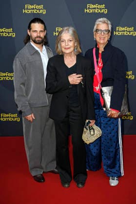 Josef Ellers, Angela Winkler und Doris Dörrie bei der Premiere des Kinofilms Frau Winkler verlässt das Haus auf dem 34. Filmfest Hamburg 2026 im Cinemaxx Dammtor. Hamburg, 28.09.2026