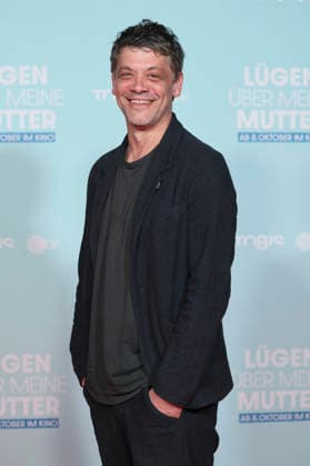Carlo Ljubek bei der Premiere des Kinofilms Lügen über meine Mutter in der Astor Film Lounge im Arri. München, 28.09.2026