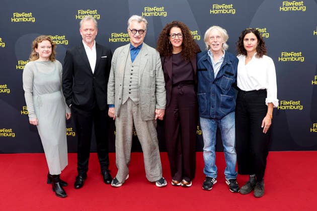 ABB FILMFEST- Juli von Glasow ,Karsten Bruening, Wim Wenders, Malika Rabahallah,Eric Friedler,LÃ a Germain zu Gast auf dem roten Teppich bei der Premiere des Films From Inside Out auf dem FilmFest Hamburg 2026 im Kino Cinemaxx Dammtor in Hamburg am 28.09.2026 Hamburg Deutschland