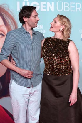 Aron Lehmann und Rosalie Thomass bei der Premiere des Kinofilms Lügen über meine Mutter in der Astor Film Lounge im Arri. München, 28.09.2026