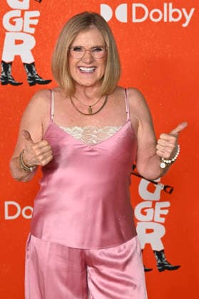 Nancy Cartwright bei der Premiere des Kinofilms Digger im Directors Village. Los Angeles, 28.09.2026