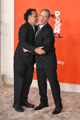 Alejandro Gonzalez Inarritu und John Goodman bei der Premiere des Kinofilms Digger im Directors Village. Los Angeles, 28.09.2026