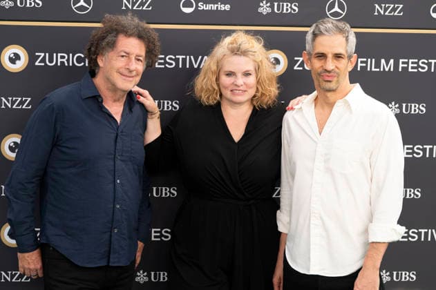 Michael Dweck, Reta Guetg und Gregory Kershaw bei der Premiere des Dokumentarfilms Burgundy auf dem 22. Zurich Film Festival im Corso. Zürich, 28.09.2026