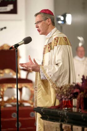 Heiner Wilmer beim Eröffnungsgottesdienst der Herbst-Vollversammlung der Deutschen Bischofskonferenz im Dom zu Fulda. Fulda, 28.09.2026
