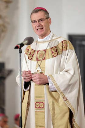 Heiner Wilmer beim Eröffnungsgottesdienst der Herbst-Vollversammlung der Deutschen Bischofskonferenz im Dom zu Fulda. Fulda, 28.09.2026