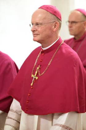 Franz-Josef Overbeck beim Eröffnungsgottesdienst der Herbst-Vollversammlung der Deutschen Bischofskonferenz im Dom zu Fulda. Fulda, 28.09.2026