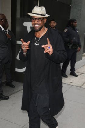 September 29, 2026, New York, New York, USA: SHEMAR MOORE arrives at ABC DISNEY Studios in Downtown Manhattan, New York City New York USA - ZUMAh16_ 20260929_zaf_h16_049 Copyright: xDanxHerrickx