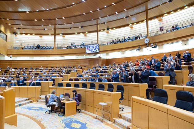 The Senate plenary session debates a motion on Democratic Memory, with the housing crisis as the underlying issue. Applause during a plenary session in the Senate on September 29, 2026, in Madrid, Spain. The opposition will debate a motion on the Democratic Memory Act and a proposal to establish a commission on Ceuta. In addition, various committees will review initiatives on employment inclusion for people with disabilities, Sahrawi nationality, and the ban on conversion therapy. SEPTEMBER 29, 2026 Jesús Hellí Madrid, Madrid, Spain  Copyright: xJesusxHellinx 7808509
