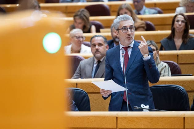The Senate plenary session debates a motion on Democratic Memory, with the housing crisis as the underlying issue. Finance Minister Arcadi Espana speaks during a plenary session in the Senate on September 29, 2026, in Madrid, Spain. The opposition will debate a motion on the Democratic Memory Act and a proposal to establish a commission on Ceuta. In addition, various committees will examine initiatives on workplace inclusion for people with disabilities, Sahrawi nationality, and the ban on conversion therapy. SEPTEMBER 29, 2026 SENATE MINISTERS POLITICIANS Jesús Hellí Madrid Madrid, Spain  Copyright: xJesusxHellinx 7808618
