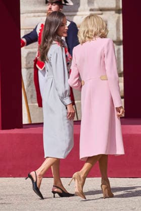 September 29, 2026, Madrid, Madrid, Spain: KING FELIPE VI of Spain and QUEEN LETIZIA of Spain welcome the President of the French Republic, EMMANUEL MACRON, and First Lady BRIGITTE MACRON on the occasion of their official visit Madrid Spain - ZUMAc260 20260929_zep_c260_019 Copyright: xMikexChicorrox