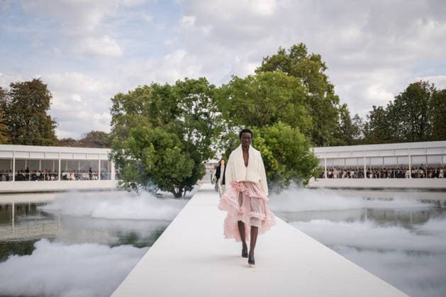 PFW - Dior Runway A model walks the runway during the Christian Dior Womenswear Spring Summer 2027 show as part of Paris Fashion Week on September 29, 2026 in Paris, France. Photo by Alexis Jumeau ABACAPRESS.COM Paris France  Copyright: xJumeauxAlexis ABACAx