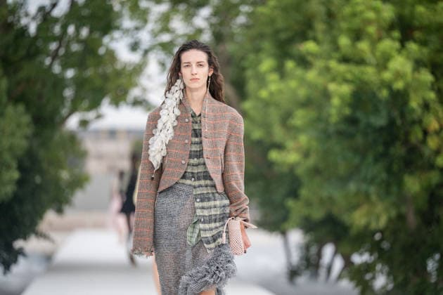 PFW - Dior Runway A model walks the runway during the Christian Dior Womenswear Spring Summer 2027 show as part of Paris Fashion Week on September 29, 2026 in Paris, France. Photo by Alexis Jumeau ABACAPRESS.COM Paris France  Copyright: xJumeauxAlexis ABACAx