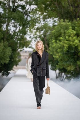 PFW - Dior Runway A model walks the runway during the Christian Dior Womenswear Spring Summer 2027 show as part of Paris Fashion Week on September 29, 2026 in Paris, France. Photo by Alexis Jumeau ABACAPRESS.COM Paris France  Copyright: xJumeauxAlexis ABACAx