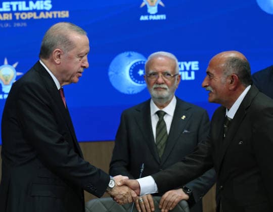 Turkish President and Leader of the Justice and Development Party Recep Tayyip Erdogan ANKARA, TURKIYE - SEPTEMBER 29: (----EDITORIAL USE ONLY - MANDATORY CREDIT - TURKISH PRESIDENCY HANDOUT - NO MARKETING NO ADVERTISING CAMPAIGNS - DISTRIBUTED AS A SERVICE TO CLIENTS----) Turkish President and Leader of the Justice and Development (AK) Party Recep Tayyip Erdogan attends the Extended Provincial Heads Meeting at the AK Party Congress Center in Ankara, Turkiye on September 29, 2026. Turkish Presidency Handout Anadolu Ankara Turkey. Editorial use only. Please get in touch for any other usage.  Copyright: x2026xAnadoluxTurkishxPresidencyx xHandoutx