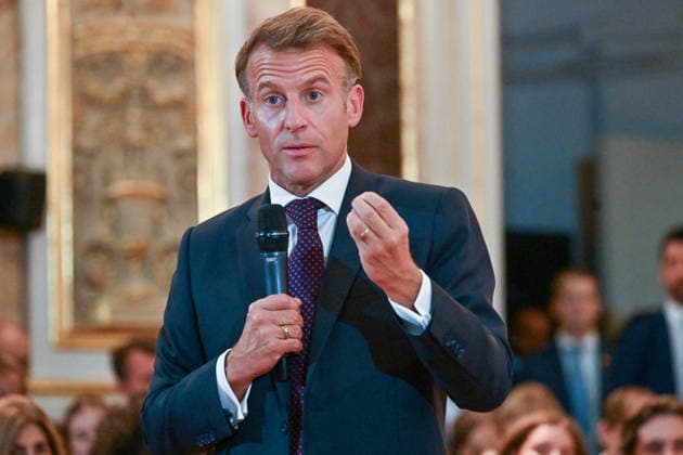 French President Emmanuel Macron delivers a speech to students at a conference titled Democracy, Youth, and Social Media: Meeting the Challenges of the Digital Age at the Complutense University of Madrid, Spain, on September 29, 2026. The French president is on a two-day official visit to Spain. Christian Liewig Bestimage French President Emmanuel Macron delivers a speech to students during a Democracy, youth and social networks: meeting the challenges of digital technology at Madrid’s Complutense University on September 29, 2026. French President Emmanuel Macron is on a two-day official visit to Spain. Madrid, Spain  Copyright: xChristianxLiewigx xBestimagexChristianxLiewigx xBestimagex