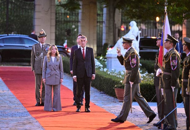 From left Prime Minister of Italy Giorgia Meloni and Czech Prime Minister Andrej Babis during the official welcome ceremony in Prague, Czech Republic, September 29, 2026. (CTKxPhoto RomanxVondrous) CTKPhotoP2026092907597  CTKPhotoP2026092907597