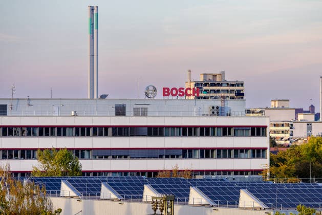 Stellenabbau beim Autozulieferer Bosch am Standort Nürnberg, Nürnberg, 29.09.2026 Der Autozulieferer Bosch baut am Standort massiv Arbeitsplätze ab. Bis Ende 2029 sollen 900 der rund 1.700 Stellen gestrichen werden, begründet mit zunehmendem Wettbewerbs- und Preisdruck in der Automobilindustrie. Nürnberg Bayern Deutschland