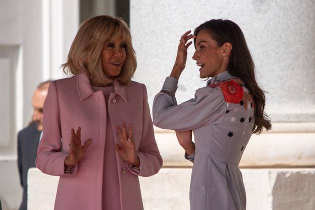 September 29, 2026, Madrid, Spain: First Lady Brigitte Macron and Queen Letizia are seen during the official reception with military honors for the President of the French Republic, Emmanuel Macron, and First Lady Brigitte Macron, hosted by the King and Queen of Spain at the Royal Palace of Madrid. Madrid Spain  - ZUMAs197 20260929_aaa_s197_221 Copyright: xDavidxCanalesx