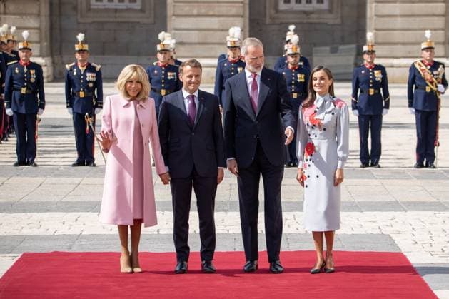 September 29, 2026, Madrid, Spain: From left to right: First Lady Brigitte Macron, President of the French Republic Emmanuel Macron, King Felipe VI, and Queen Letizia during the official reception with military honors for the President of the French Republic, Emmanuel Macron, and First Lady Brigitte Macron at the Royal Palace of Madrid. Madrid Spain  - ZUMAs197 20260929_aaa_s197_222 Copyright: xDavidxCanalesx