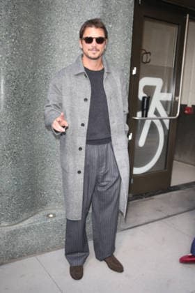 September 29, 2026, New York, New York, USA: JOSH HARTNETT arrives at ABC DISNEY Studios in Downtown Manhattan, New York City New York USA - ZUMAh16_ 20260929_zaf_h16_074 Copyright: xDanxHerrickx