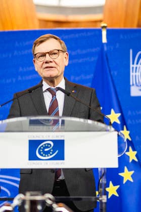 Johann Wadephul (CDU), Bundesaussenminister, aufgenommen im Rahmen eines Pressestatements beim Europarat in Strassburg, 29.09.2026. Fotografiert im Auftrag des Auswaertigen Amtes Strassburg Frankreich Copyright: xJulianexSonntagx
