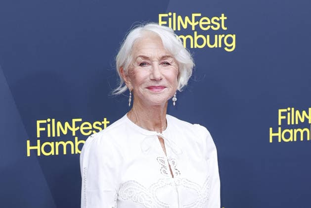 Helen Mirren bei der Ankunft zur Ehrung mit dem Douglas-Sirk-Preis am 29.09. 2026 im Cinemaxx im Rahmen vom 34. Filmfest in Hamburg Helen Mirren attends honoring ceremony with Douglas Sirk Award at Cinemaxx Dammtor on Septmeber 29, 2026 in Hamburg, Germany Douglas-Sirk-Preis fuer Helen Mirren beim 34. Filmfest in Hamburg