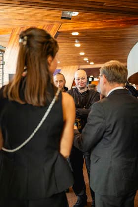 Johann Wadephul (CDU), Bundesaussenminister, spricht mit ukrainischen Veteranen im Rahmen eines Besuchs beim Europarat in Strassburg, 29.09.2026. Fotografiert im Auftrag des Auswaertigen Amtes Strassburg Frankreich Copyright: xJulianexSonntagx