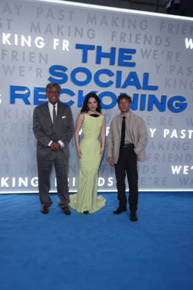 29 09 26 (L-R) Aaron Sorkin, Mikey Madison and Jeremy Allen White attends The Social Reckoning Gala Screening at Curzon Mayfair on September 29, 2026 in London, England. 29 09 26 The Social Reckoning Gala Screening at Curzon Mayfair on September 29, 2026 in London, England., Credit:Roger Alarcon Avalon United Kingdom, London  Copyright: xRogerxAlarconx xAvalonx 1139268935