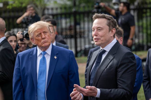 September 29, 2026, Washington, District Of Coulmbia, United States: ELON MUSK speaks during a surprise gaggle with President DONALD TRUMP and technology executives at the White House. Washington United States - ZUMAk206 20260929_znp_k206_032 Copyright: xMattxKaminskyx
