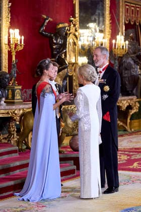 September 29, 2026, Madrid, Madrid, Spain: KING FELIPE VI of Spain and QUEEN LETIZIA of Spain receive the President of the French Republic, EMMANUEL MACRON, and First Lady BRIGITTE MACRON for an official dinner Madrid Spain - ZUMAc260 20260929_zep_c260_101 Copyright: xMikexChicorrox