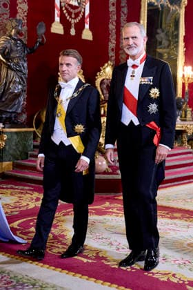 September 29, 2026, Madrid, Madrid, Spain: KING FELIPE VI of Spain and QUEEN LETIZIA of Spain receive the President of the French Republic, EMMANUEL MACRON, and First Lady BRIGITTE MACRON for an official dinner Madrid Spain - ZUMAc260 20260929_zep_c260_102 Copyright: xMikexChicorrox