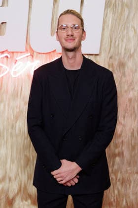 Paul, La Serie Photocall - Paris Paul Mirabel attends the photocall for the premiere of Paul, La Serie held at the Grand Rex Cinema in Paris, France on September 29, 2026. Photo by David Boyer ABACAPRESS.COM Paris France  Copyright: xBoyerxDavid ABACAx